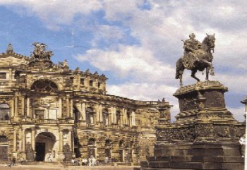 Theaterplatz und Semper-Oper